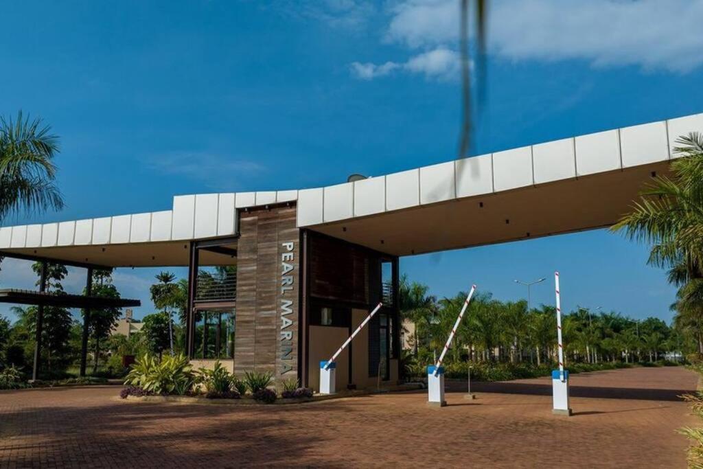 The Gray Haven Lakeside Condo In Entebbe Exterior photo